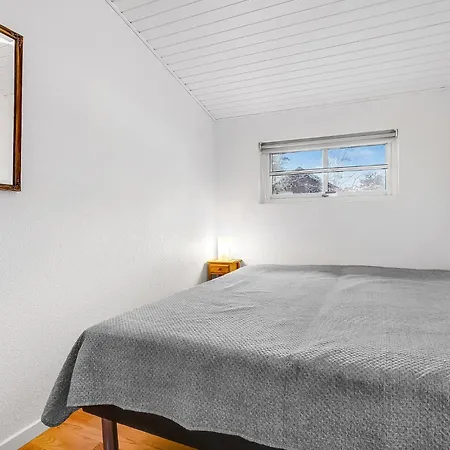 Stunning In With Wifi 펜션 Glesborg